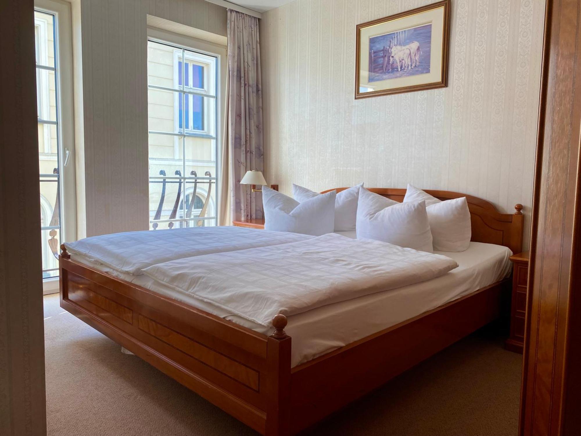 Hotel Am Markt Altentreptow Luaran gambar