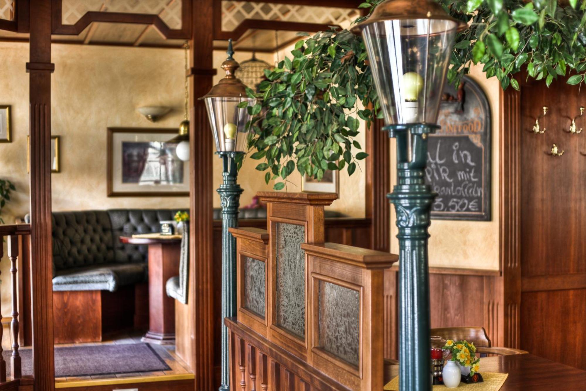 Hotel Am Markt Altentreptow Luaran gambar