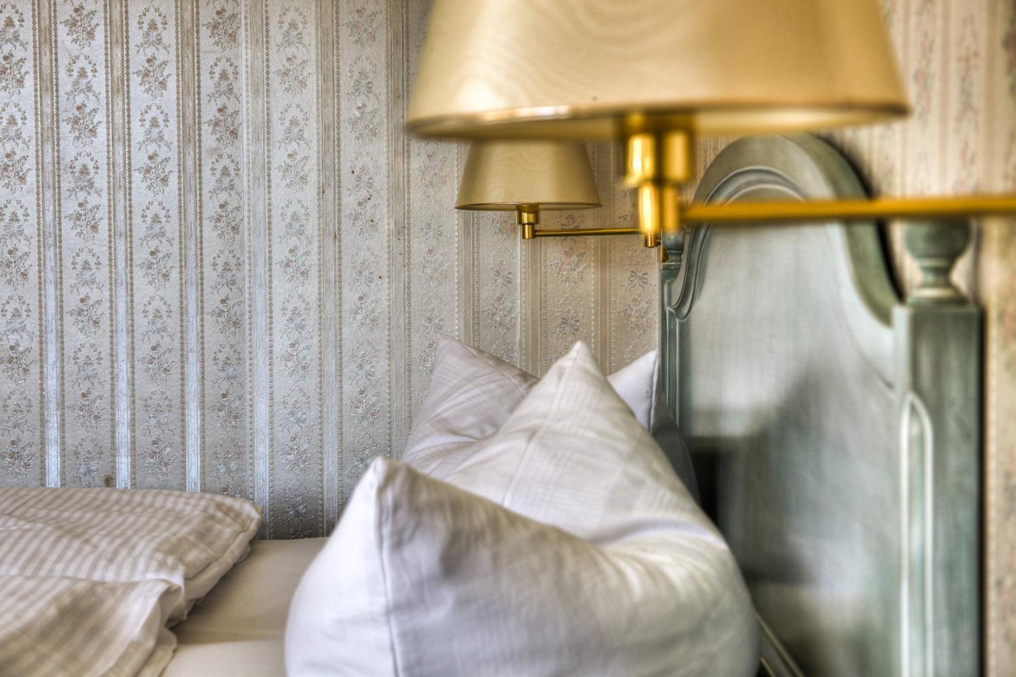 Hotel Am Markt Altentreptow Luaran gambar