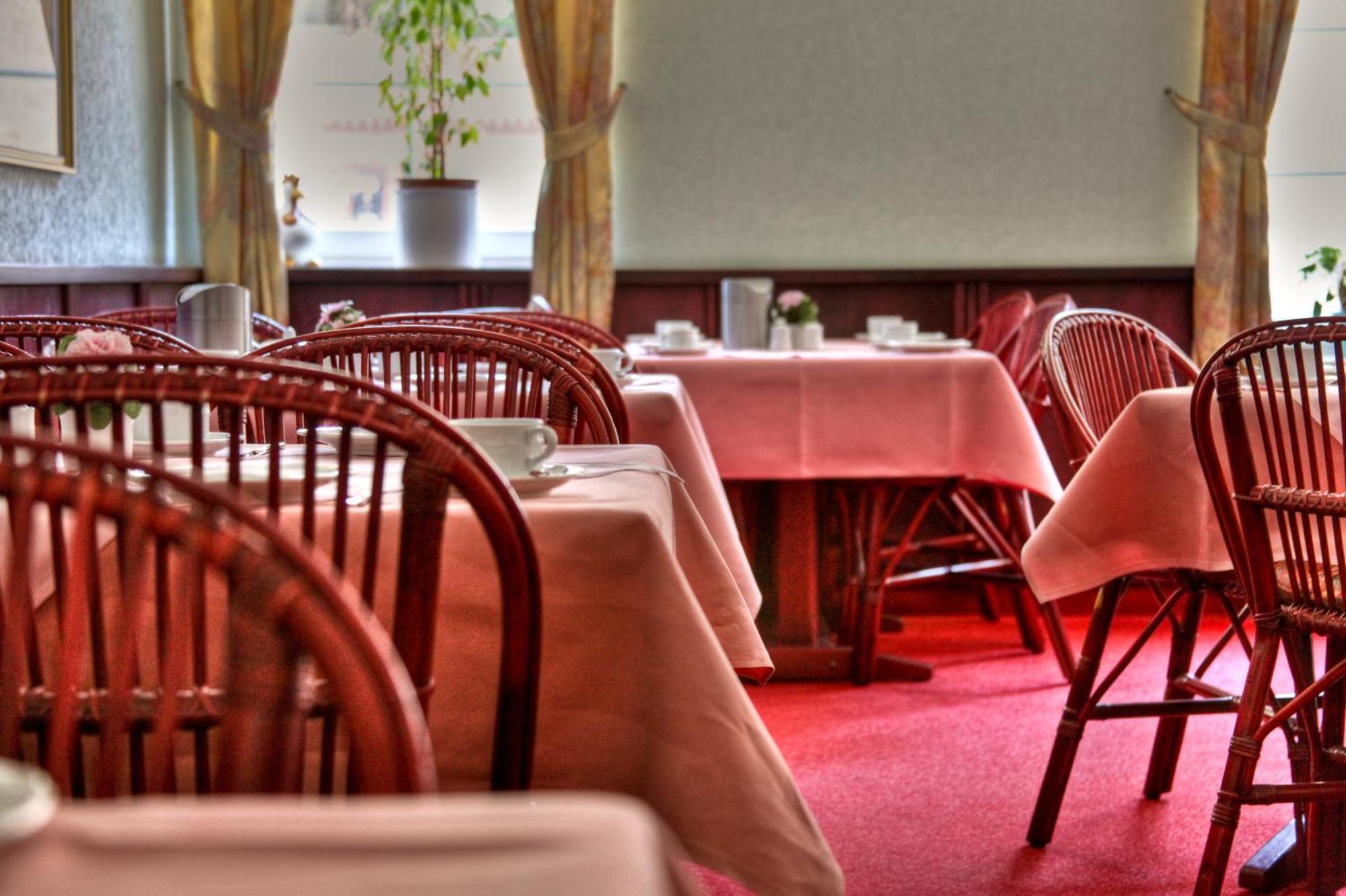 Hotel Am Markt Altentreptow Luaran gambar